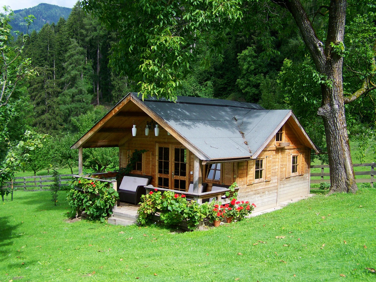 Una mini casa íntima, acogedora y abierta al paisaje para recibir a tus invitados
